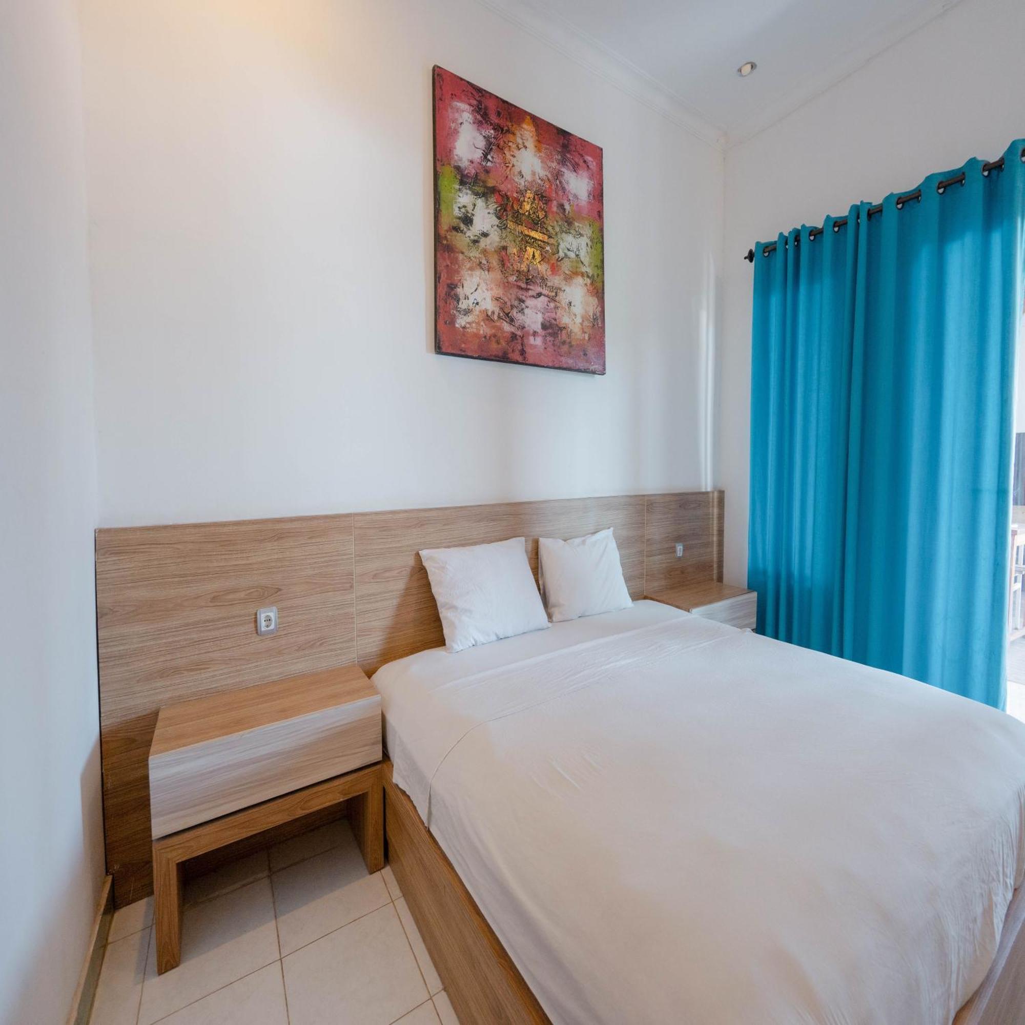 Gili White Bamboo Resort Гілі-Траванган Екстер'єр фото